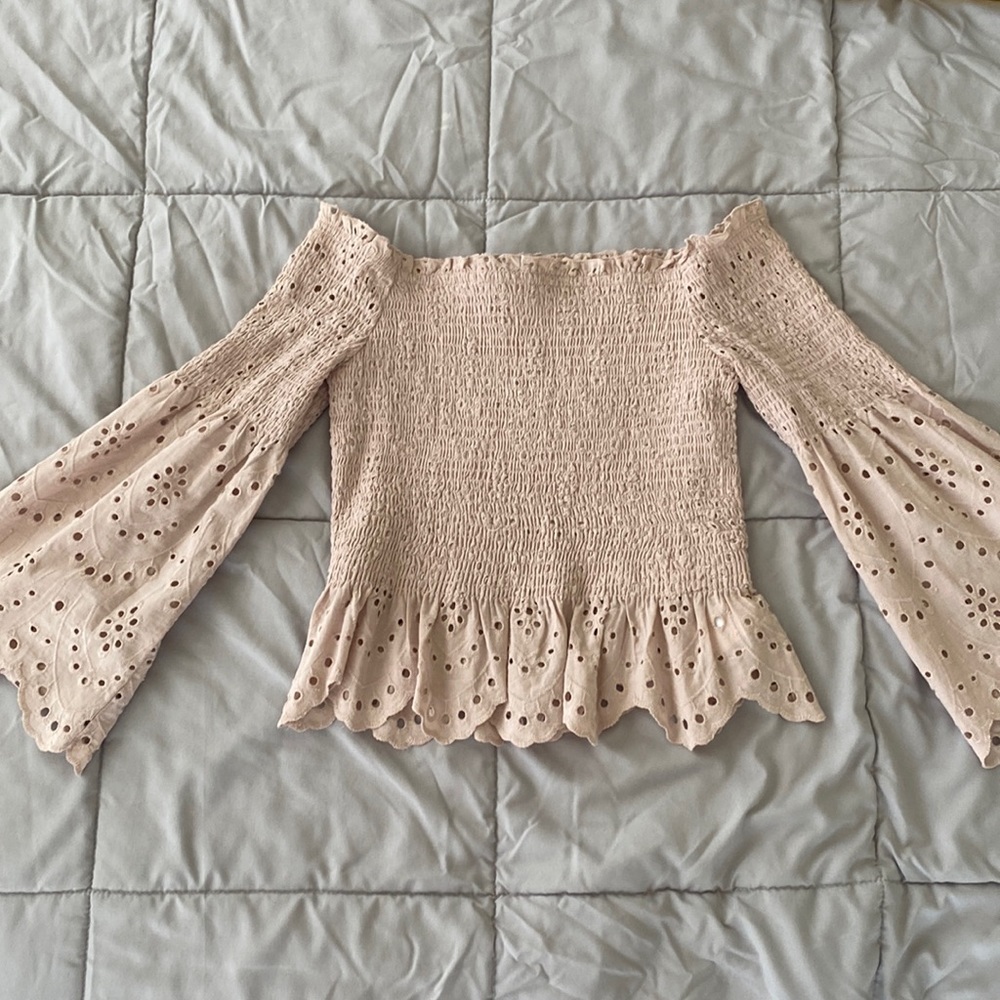 Express Size Small Womens Off the Shoulder Smocked Eyelet Lace Bell Sleeve Top